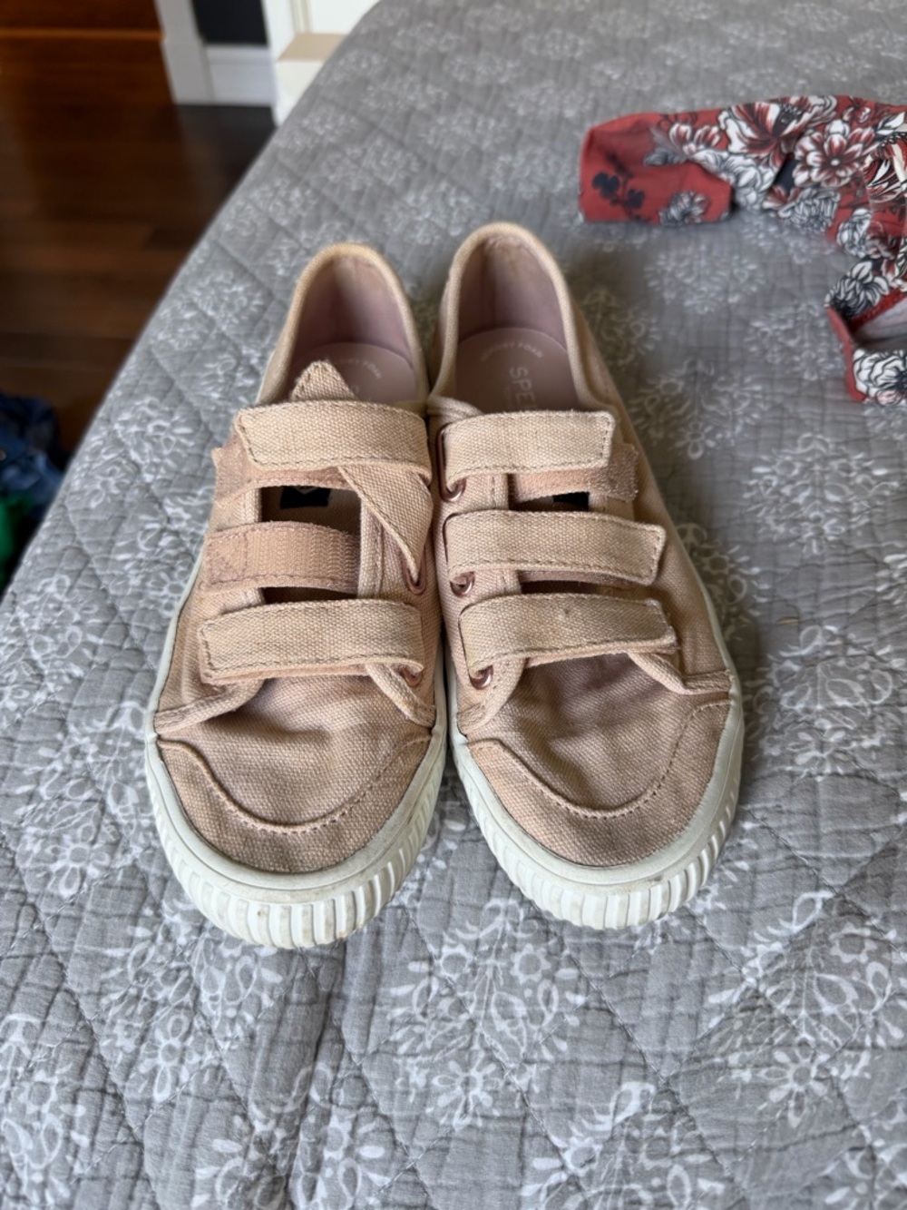 Sperry Women’s Blush Pink Velcro Canvas Sneakers